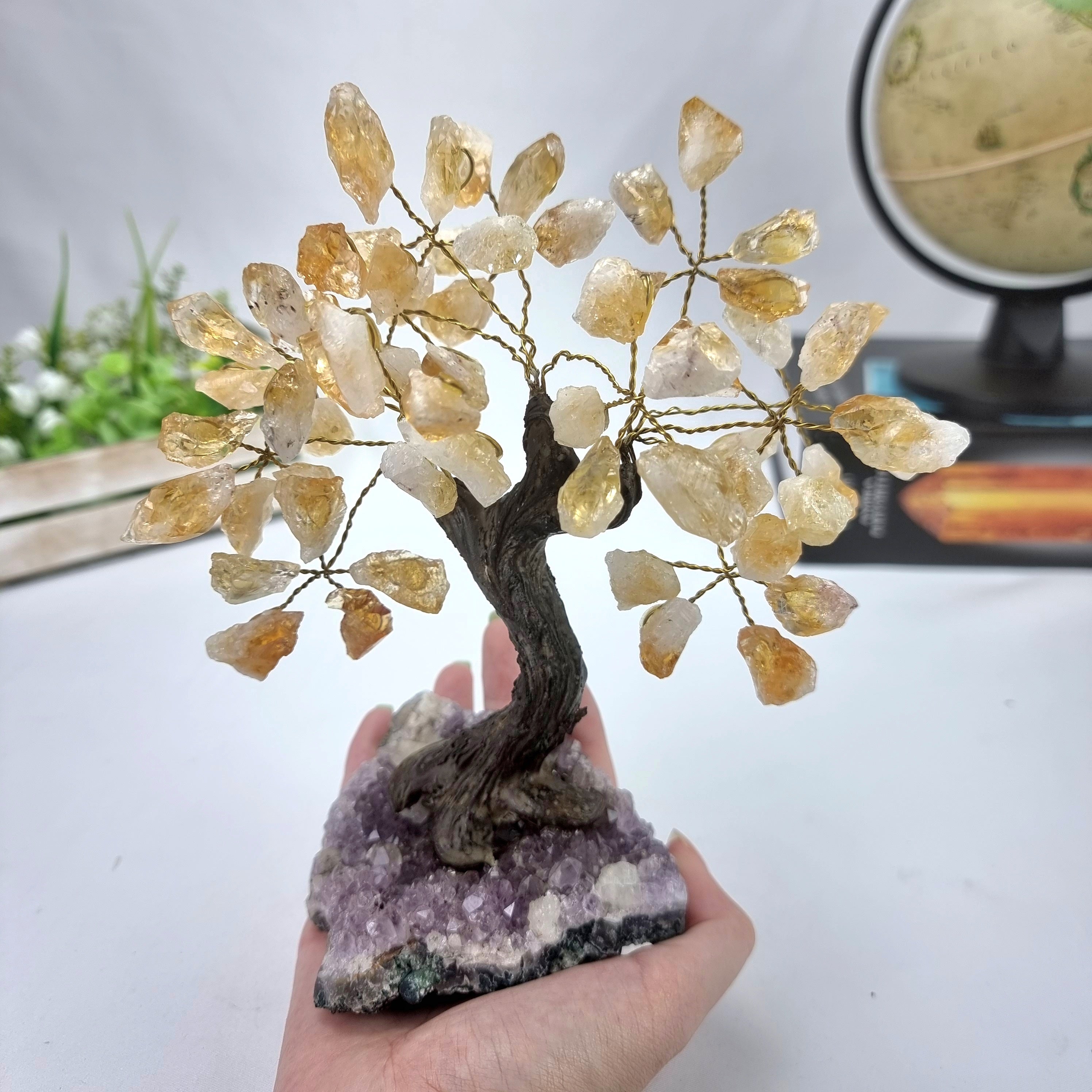 Árvore de CITRINO Natural | 60 Pedras, 12 galhos | Base de Ametista com 15 cm altura - Peça Artesanal BR Crystals
