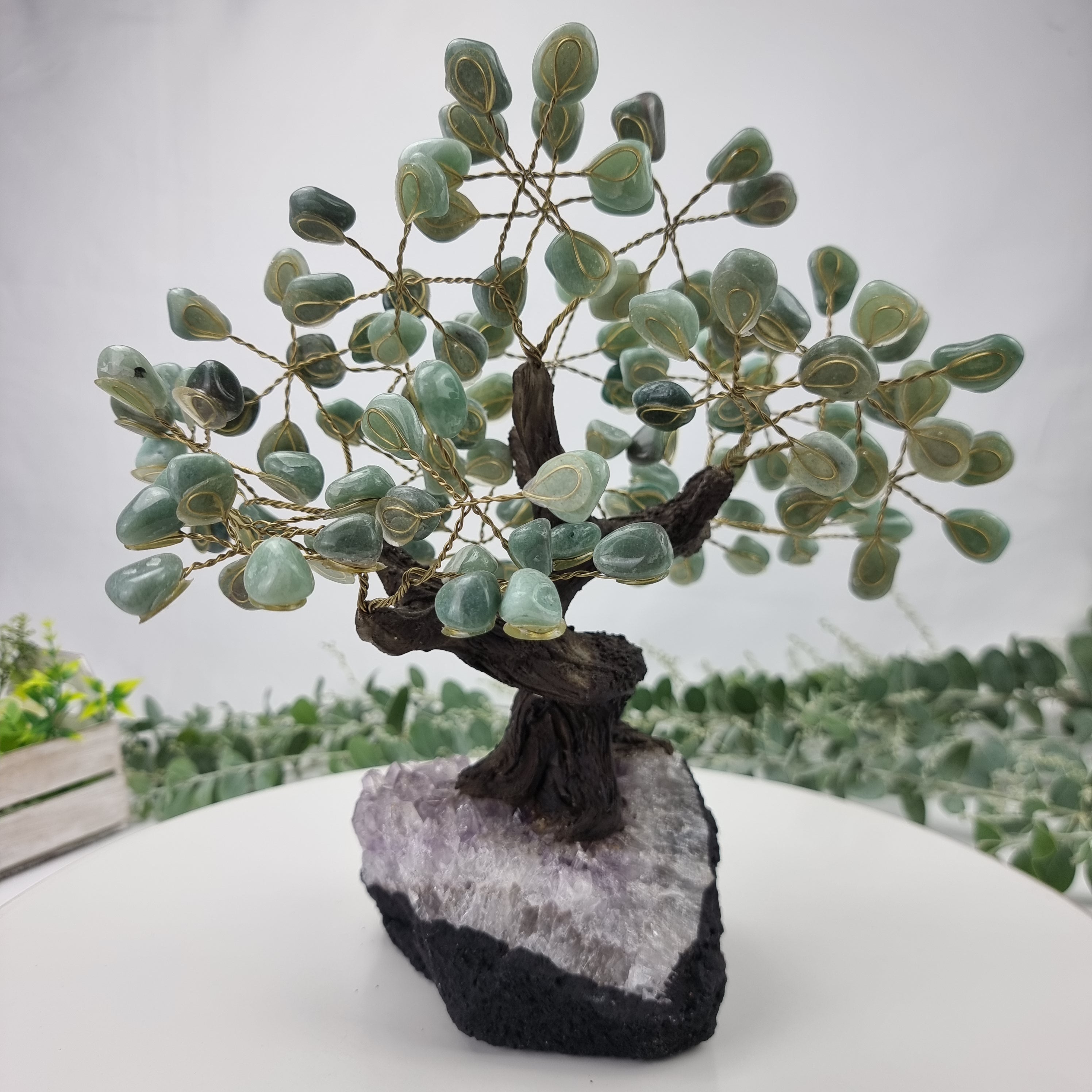 Árvore de QUARTZO VERDE Natural | 120 Pedras, 24 galhos | Base de Ametista com 20 cm altura - Peça Artesanal BR Crystals