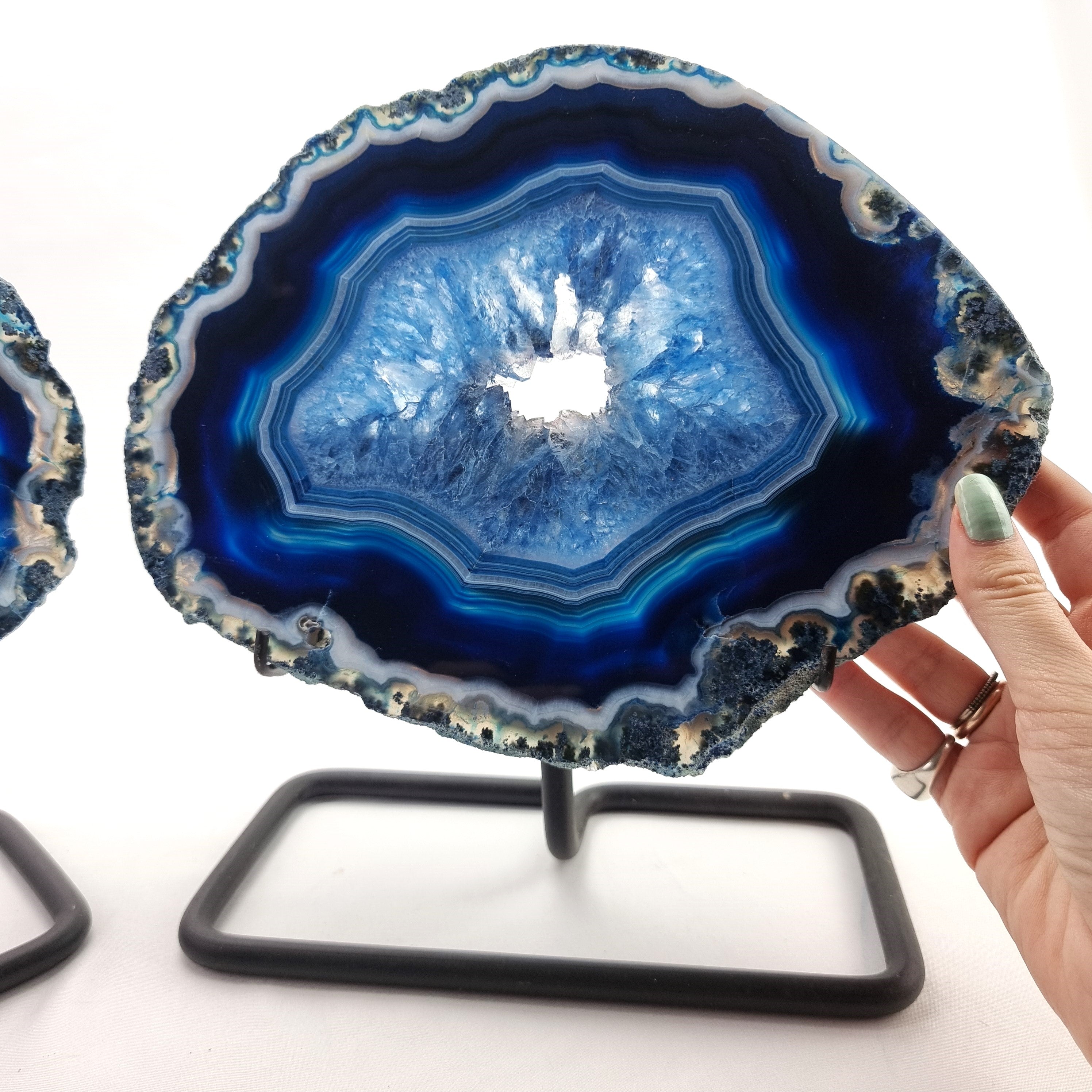 Chapas de Àgatas "Especiais" Azuis | Base de Ferro Preta | 2 Unidades | Peça Artesanal BR Crystals