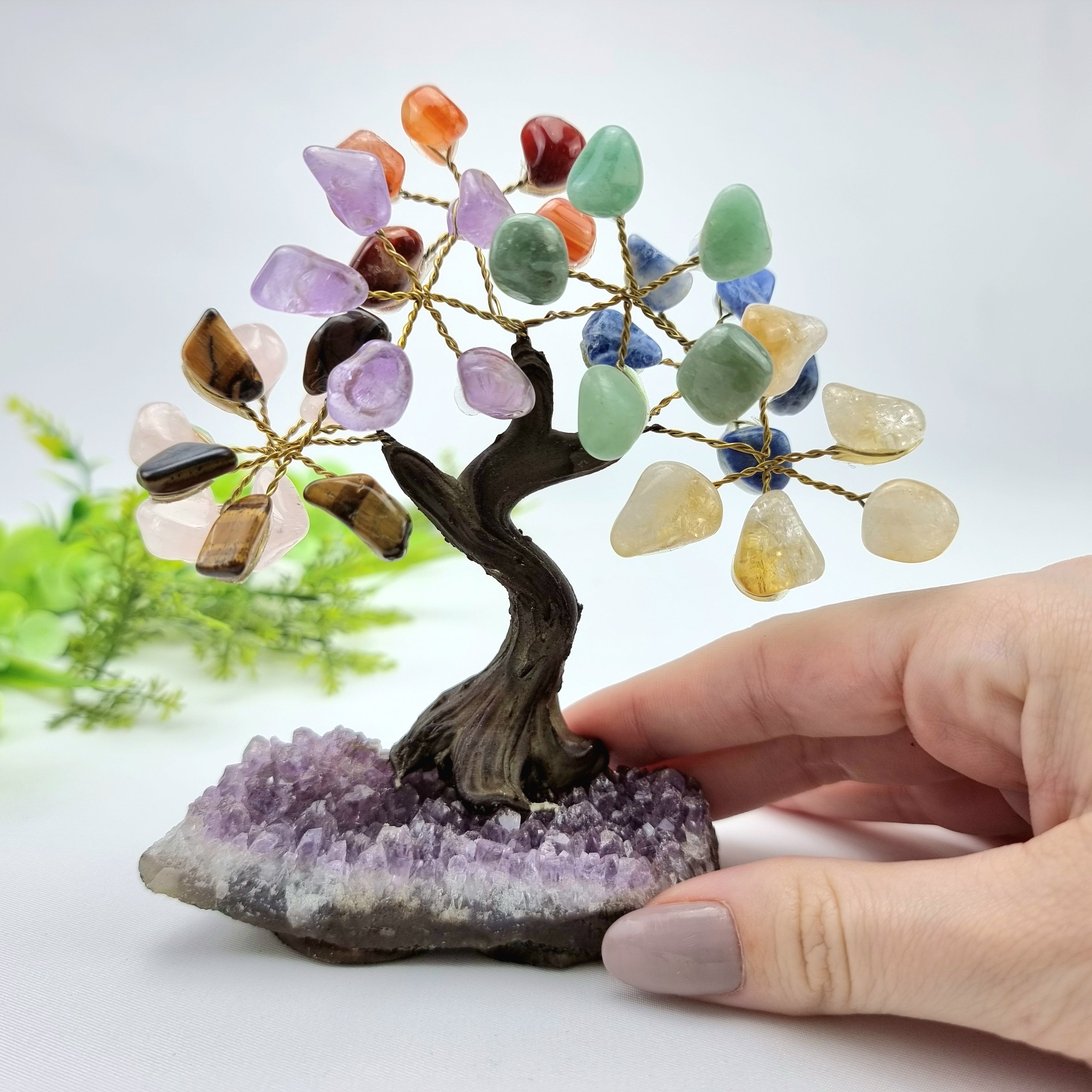 Árvore de 7 CHACRAS Natural | 60 Pedras, 12 galhos | Base de Ametista com 15 cm altura - Peça Artesanal BR Crystals