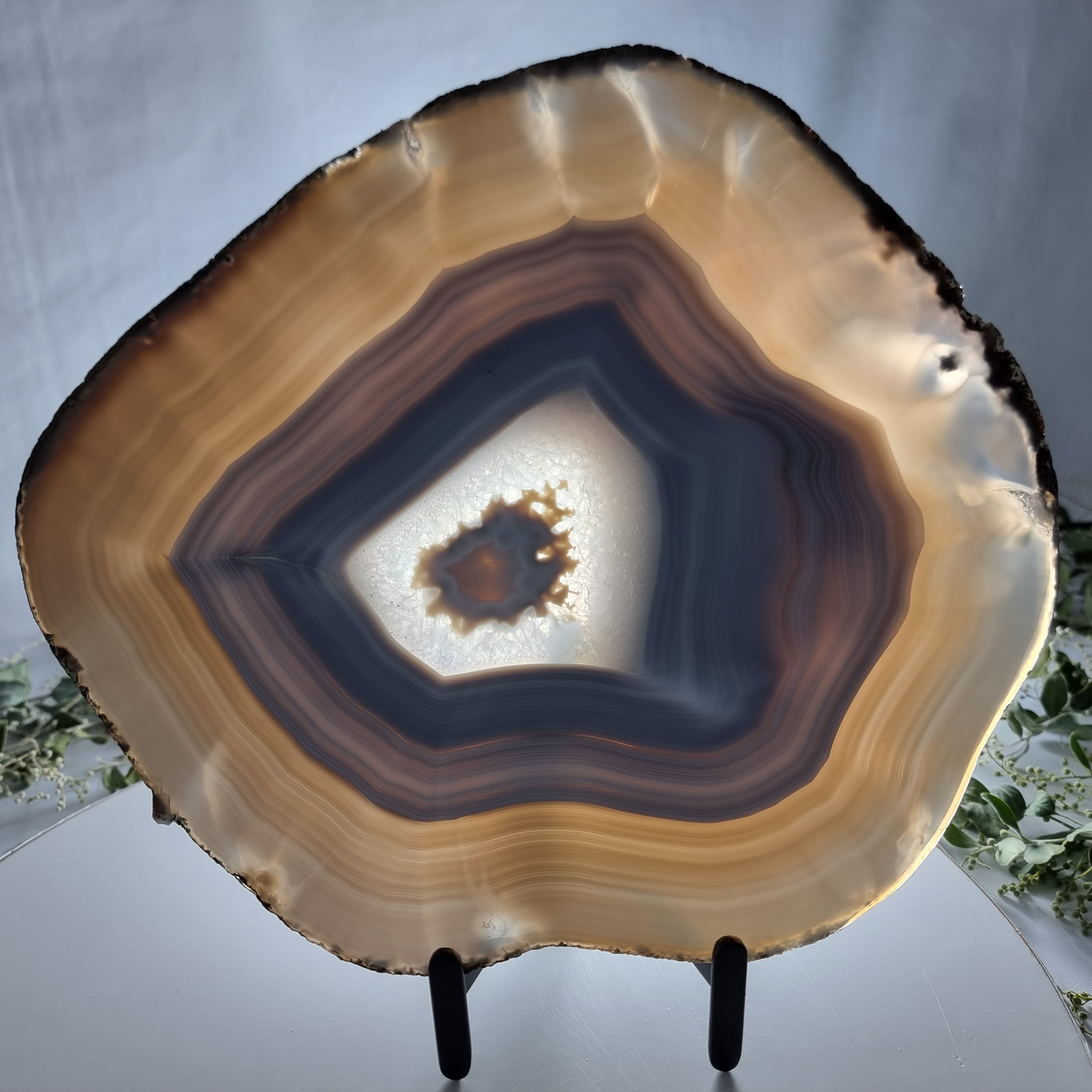 Chapa de Ágata SUPER ESPECIAL | Base de Ferro Preta | Altura 28 cm, 1 Unidade | Peça Artesanal BR Crystals