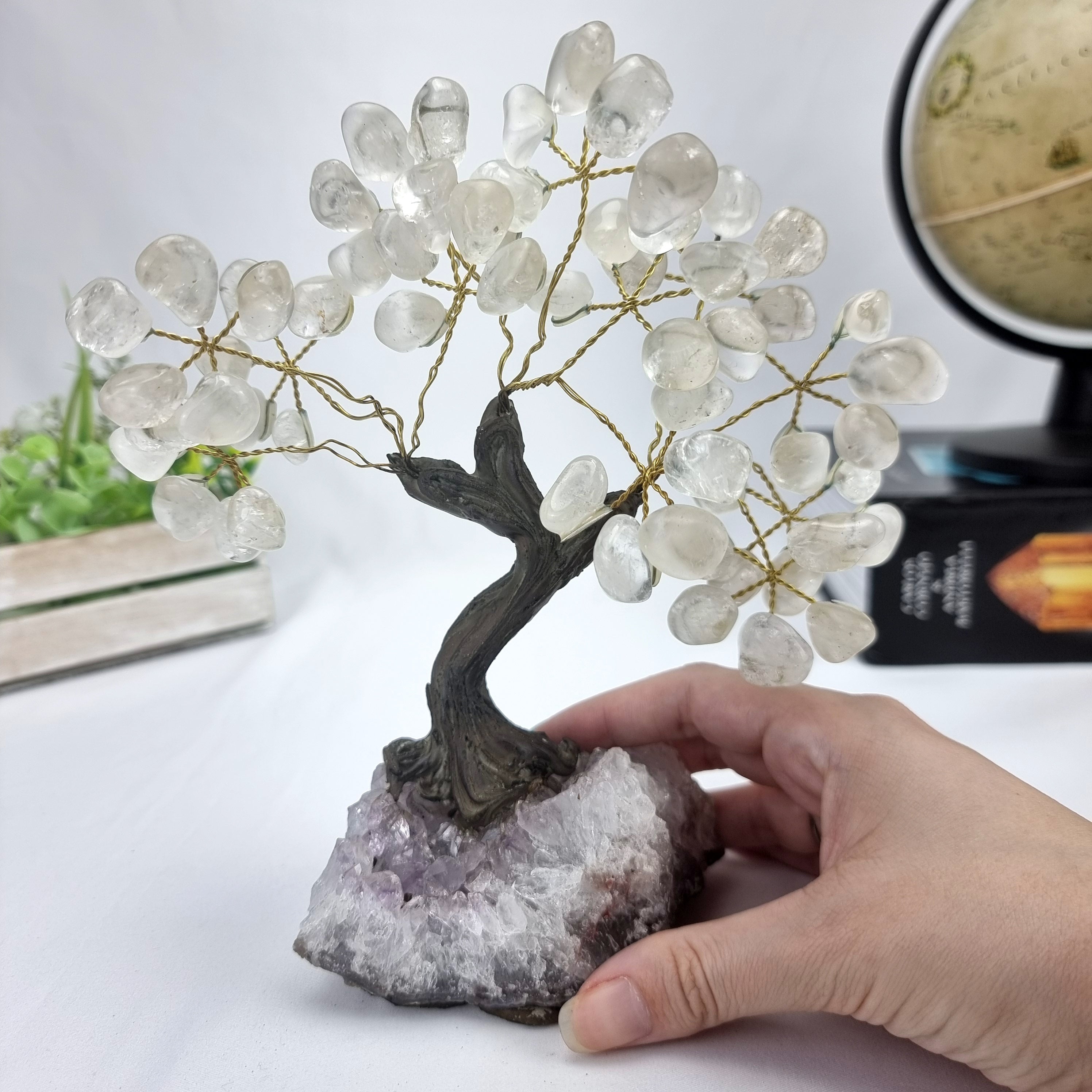 Árvore de CRISTAL Natural | 60 Pedras, 12 galhos | Base de Ametista com 15 cm altura - Peça Artesanal BR Crystals