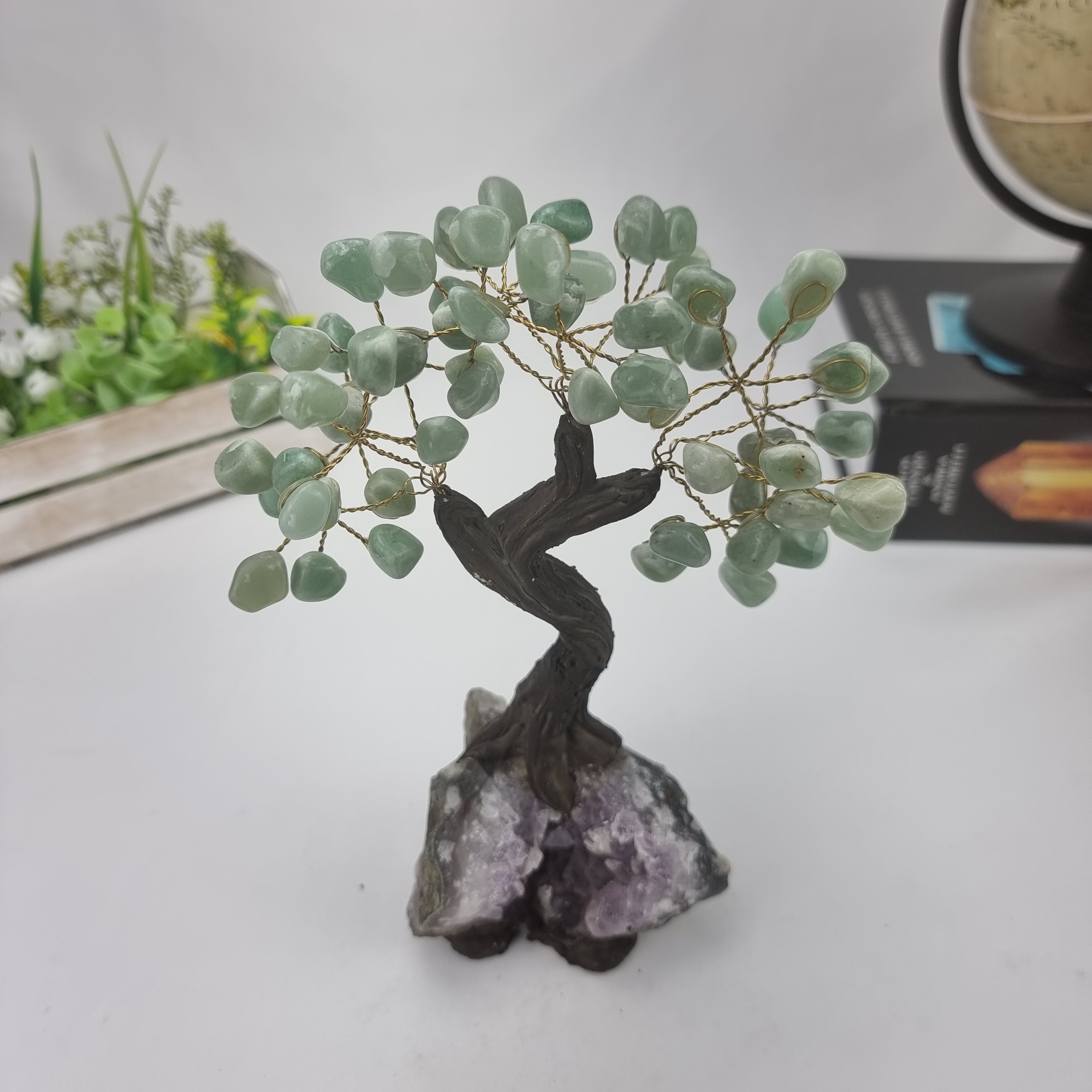 Árvore de QUARTZO VERDE Natural | 60 Pedras, 12 galhos | Base de Ametista com 15 cm altura - Peça Artesanal BR Crystals
