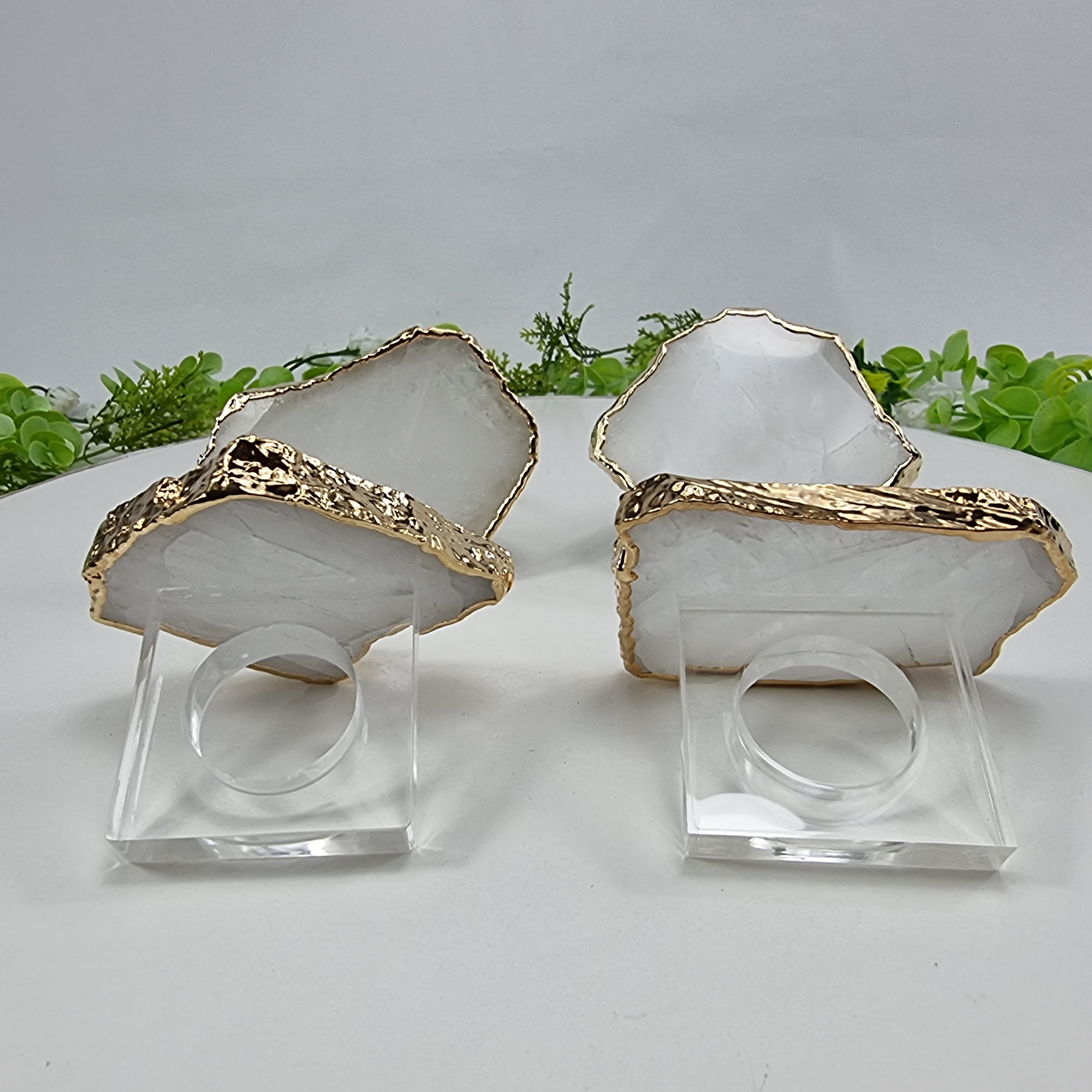 Porta Guardanapos QUARTZO BRANCO Bordas Douradas com Acrílico | 6 unidades | Tamanho de 7 a 9 cm | Peça Artesanal BR Crystals