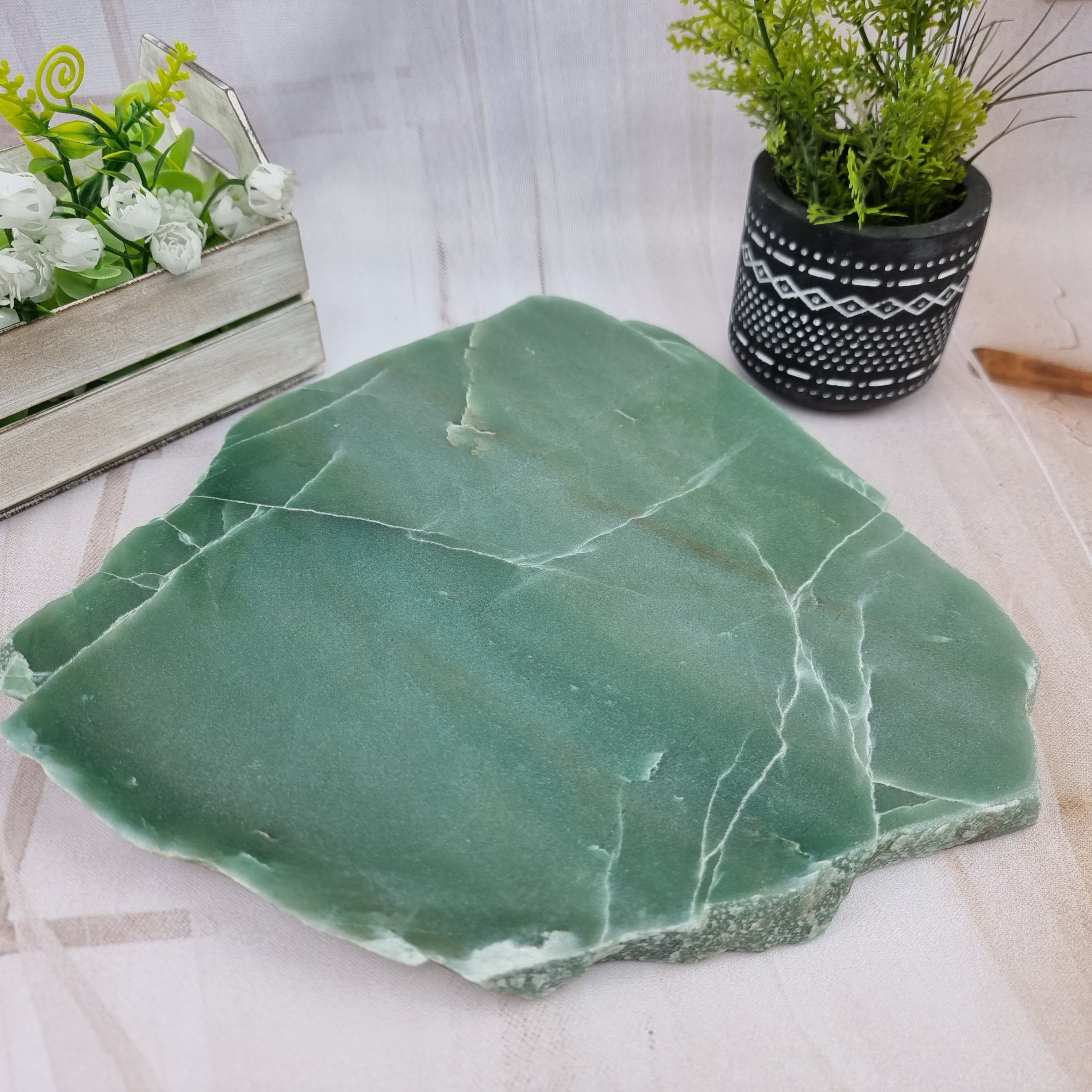 Bandeja de QUARTZO VERDE Bordas Naturais | 1 Unidade | Tamanho 30 cm | Peça Artesanal BR Crystals